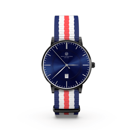 Montre Dubbo Whitehaven avec cadran bleu foncé, boîtier finition noir et bracelet NATO tricolore – vue de face