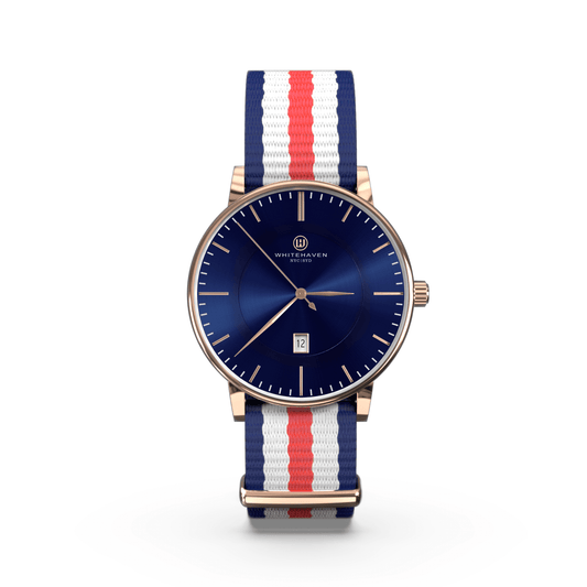 Montre Dubbo Whitehaven avec cadran bleu foncé, boîtier finition or rose et bracelet NATO tricolore – vue de face